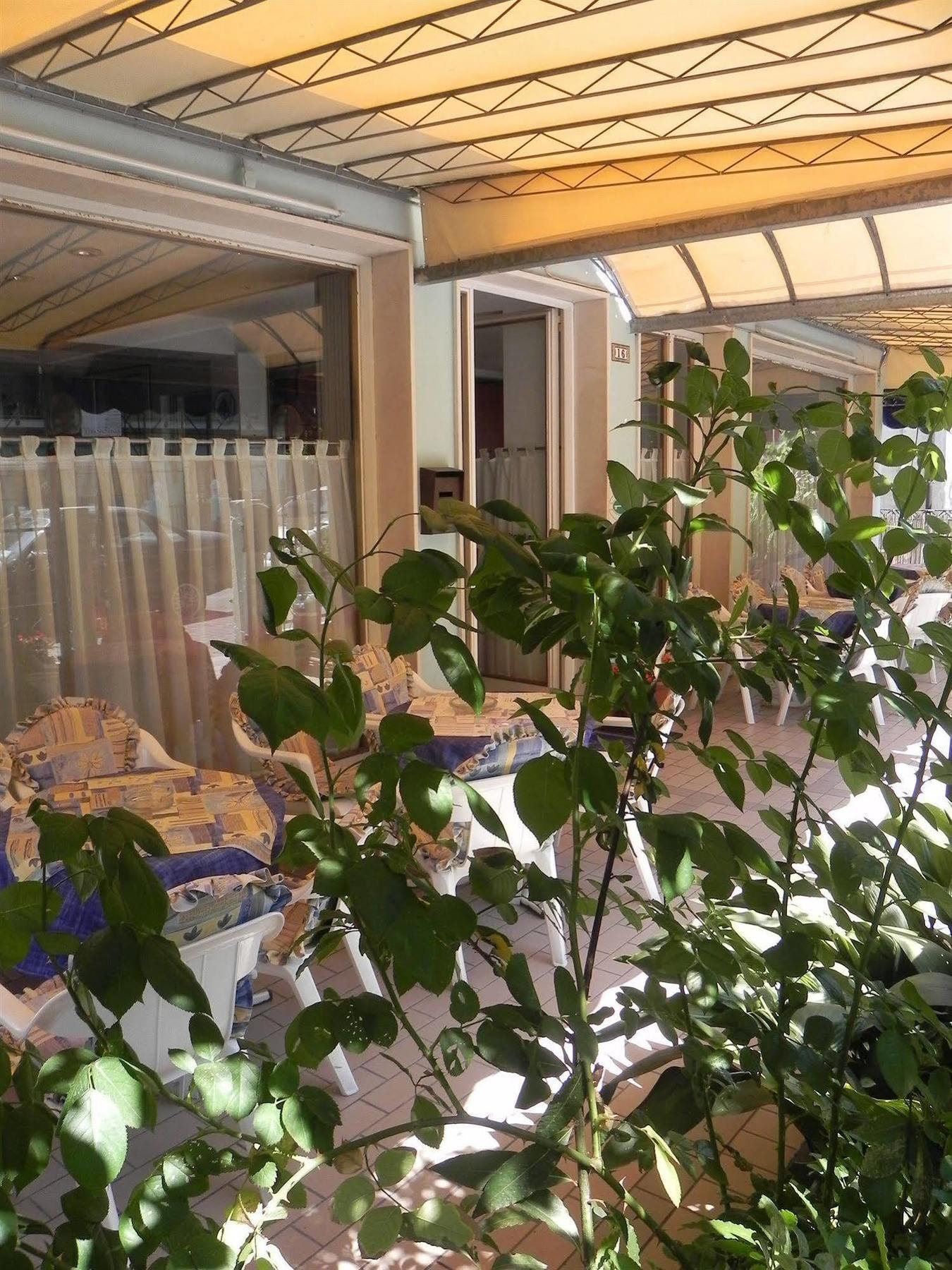 Hotel Antonella 카오를레 외부 사진