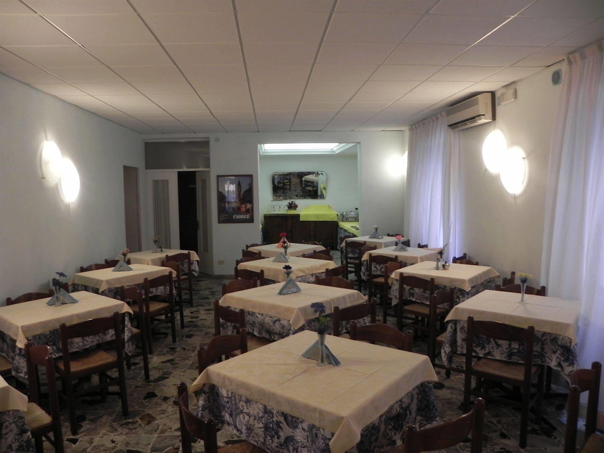Hotel Antonella 카오를레 외부 사진