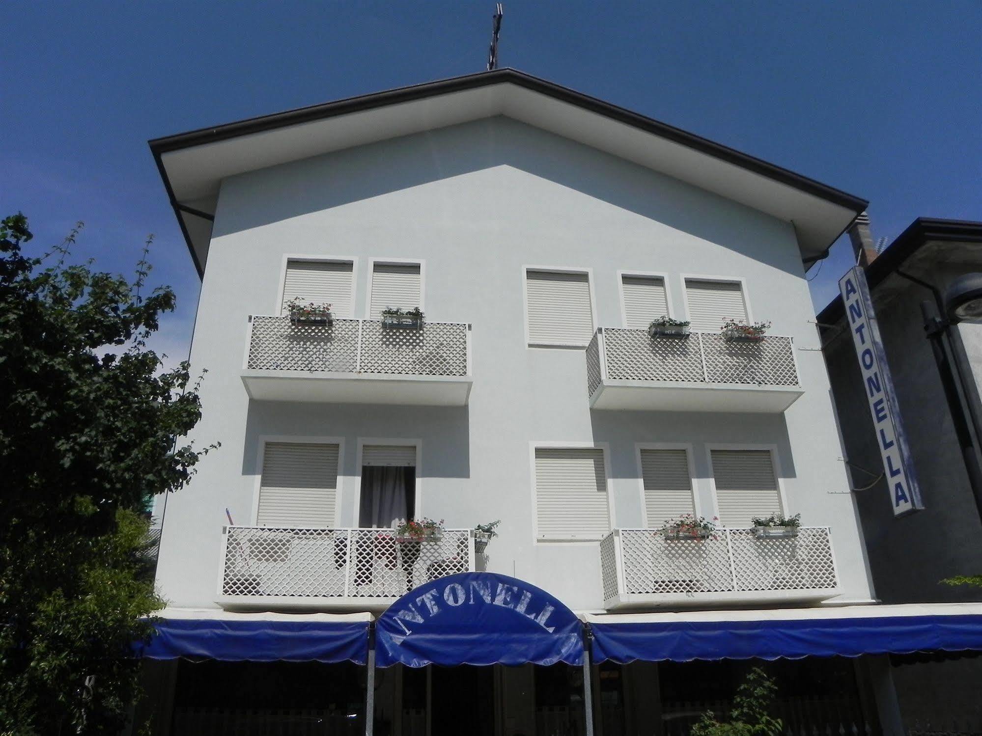 Hotel Antonella 카오를레 외부 사진